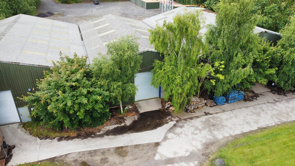 Cockshut Ln, Melbourne à louer - Photo de l’immeuble – Image 1 sur 2