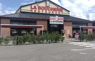 Plus de détails pour 4 Rue Sainte Colombe, Saint-Clément - Local commercial à louer