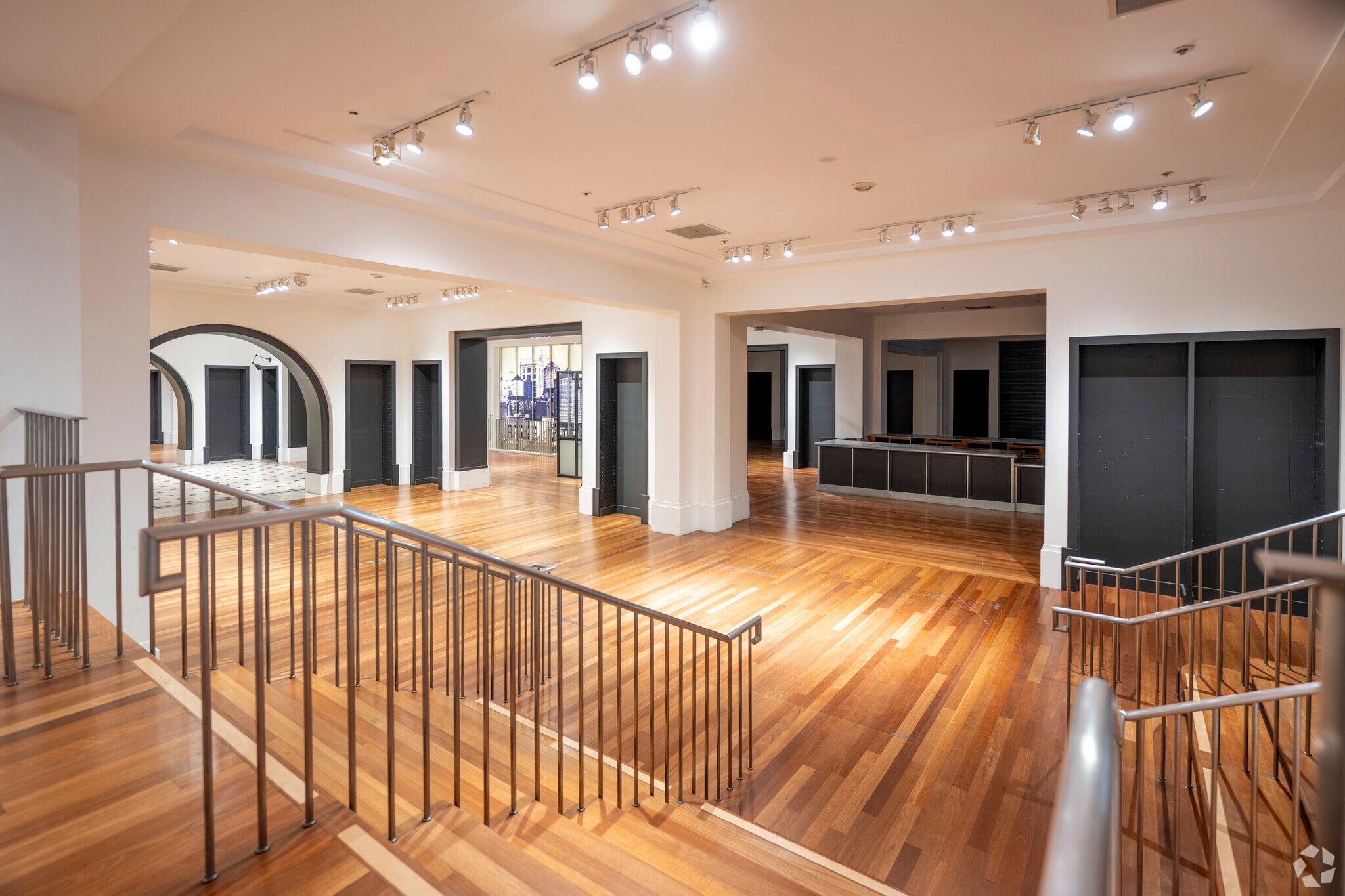 256 Grant Ave, San Francisco, CA à louer Photo intérieure– Image 1 sur 8