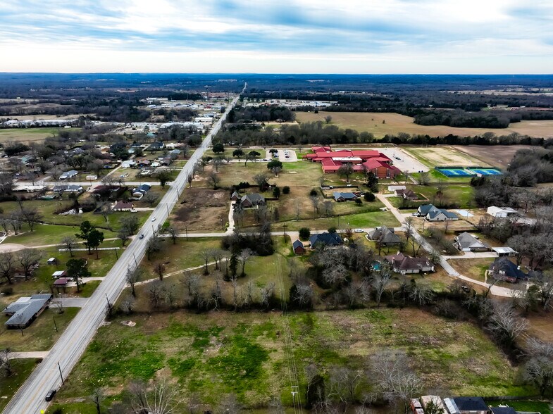 410 S Oak St, Van, TX à vendre - Photo de l’immeuble – Image 2 sur 8