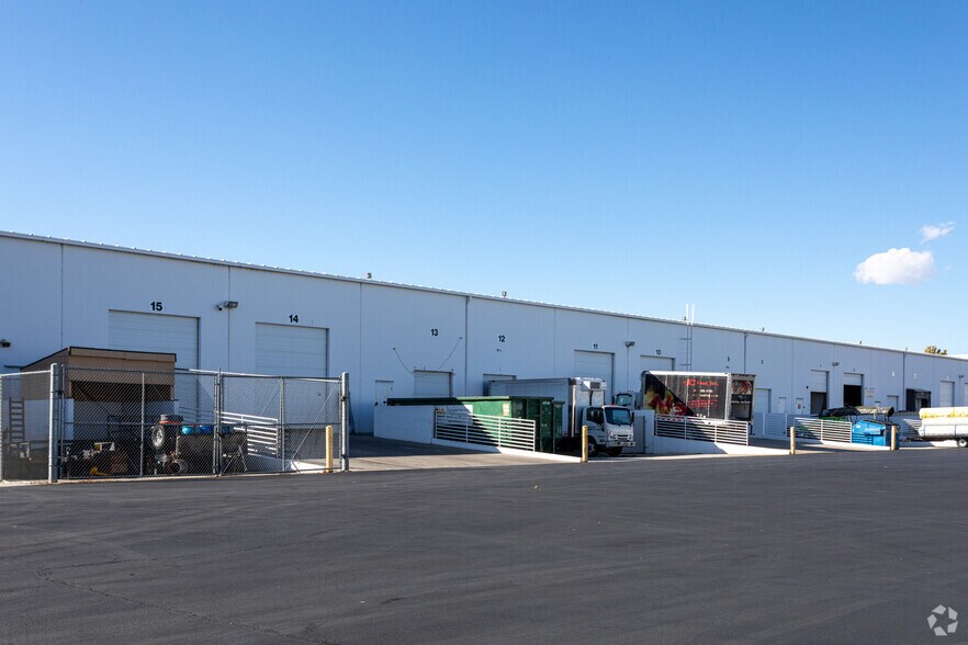3696 W 900 S, Salt Lake City, UT à louer - Photo de l’immeuble – Image 3 sur 4