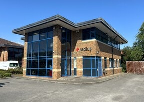5 Pioneer Business Park - Espace de bureau