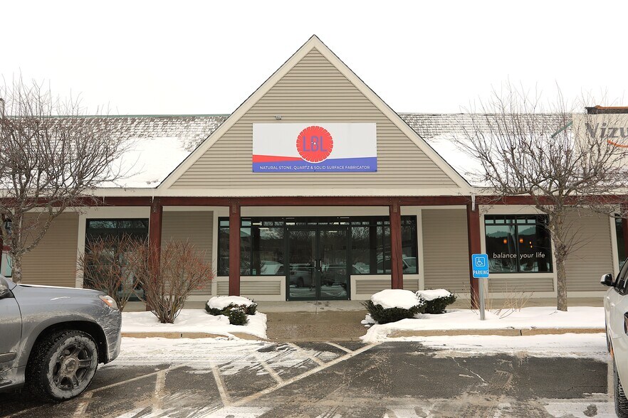 203 Cornerstone Dr, Williston, VT à louer - Photo de l’immeuble – Image 1 sur 6