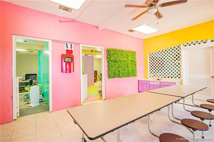 101 N Alamo Rd, Alamo, TX à vendre - Photo intérieure – Image 3 sur 26