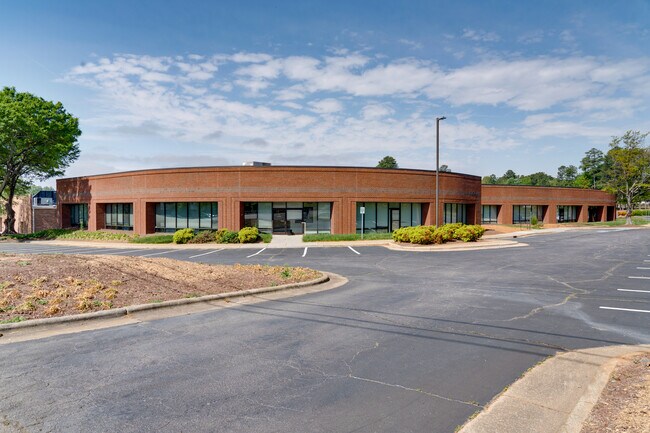 Plus de détails pour 4101 Capital Blvd, Raleigh, NC - Différents types d’espaces à louer