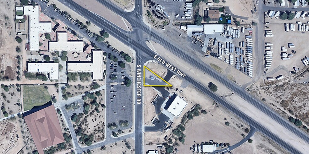 585 S Winchester Rd, Apache Junction, AZ à vendre - Photo principale – Image 1 sur 1