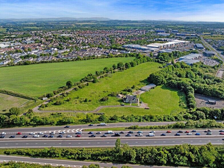 7 Langloan Rd, Loanhead à vendre - Photo de l’immeuble – Image 3 sur 8