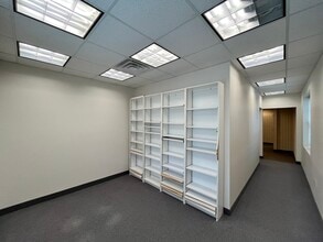 21 Willow Pond Way, Penfield, NY à louer Photo intérieure– Image 2 sur 4