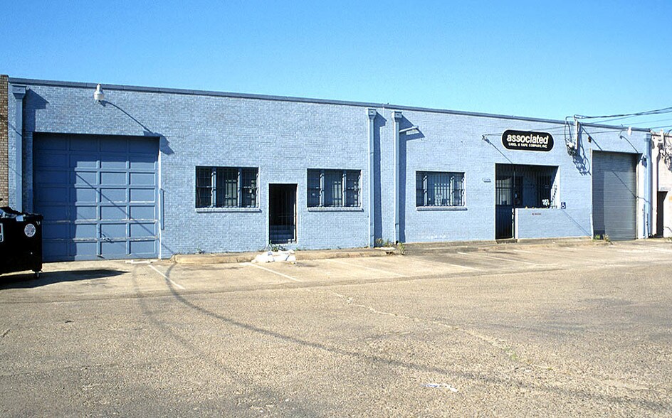 2007 Farrington St, Dallas, TX à louer - Photo de l’immeuble – Image 2 sur 5