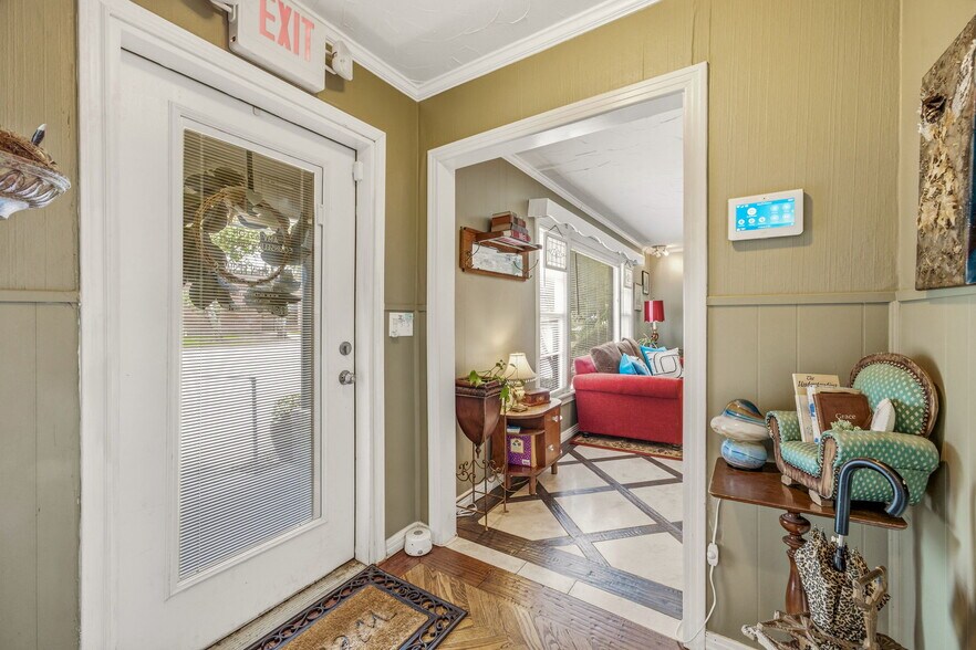 416 S Morgan St, Granbury, TX à vendre - Photo de l’immeuble – Image 3 sur 30