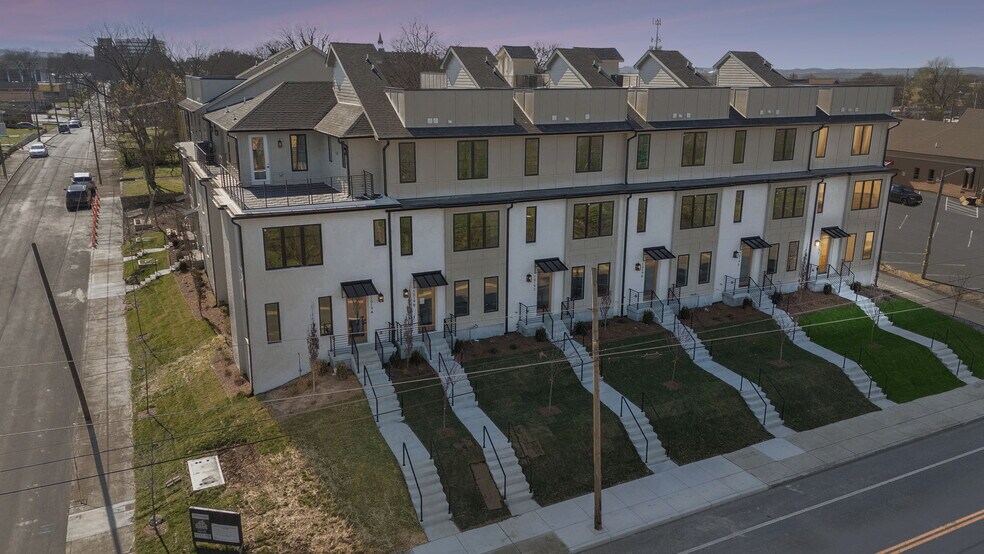 1017-1021 12th Ave N, Nashville, TN à vendre - Photo de l’immeuble – Image 2 sur 9