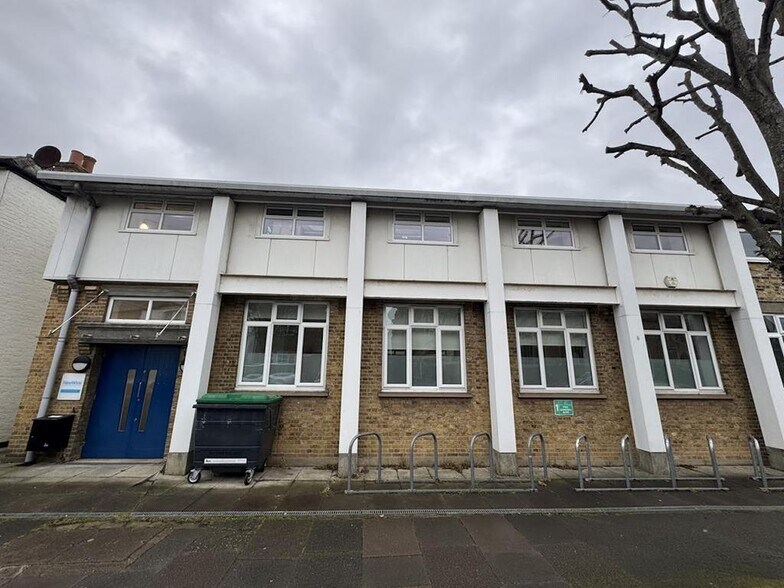 4A Ridley Av, Londres à louer - Photo de l’immeuble – Image 2 sur 21