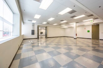 1435 N McDowell Blvd, Petaluma, CA à louer Photo intérieure– Image 1 sur 2