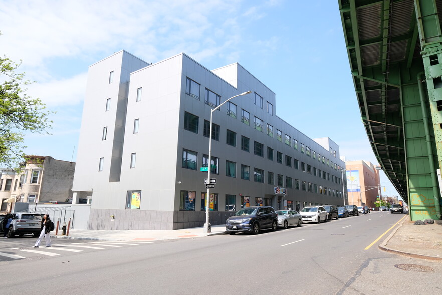 6002-6020 3rd Ave, Brooklyn, NY à vendre - Photo de l’immeuble – Image 2 sur 17