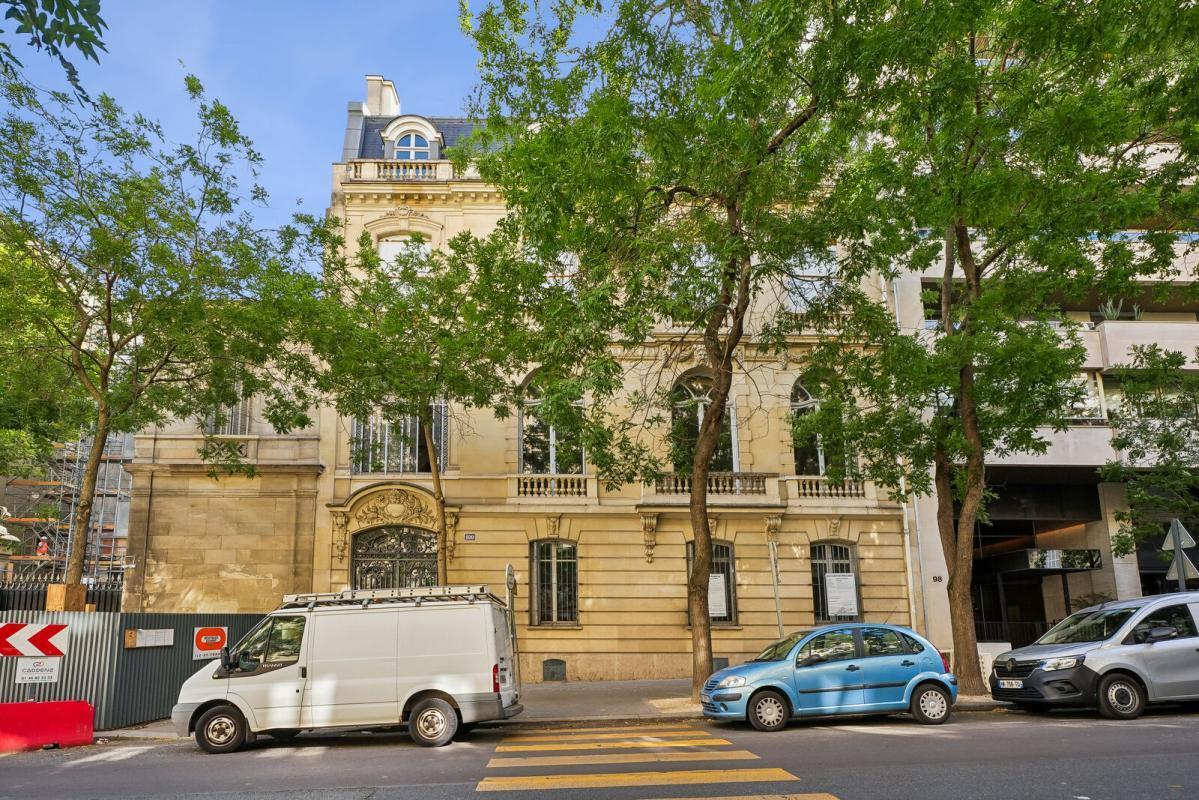 100 Avenue Raymond Poincaré, Paris à louer Photo de l’immeuble– Image 1 sur 20