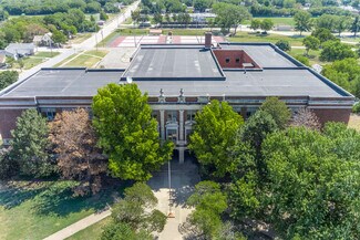 Plus de détails pour 311 N A St, Wellington, KS - Spécialisé à vendre