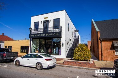 136 E Main St, Lexington, SC à louer Photo de l’immeuble– Image 1 sur 6