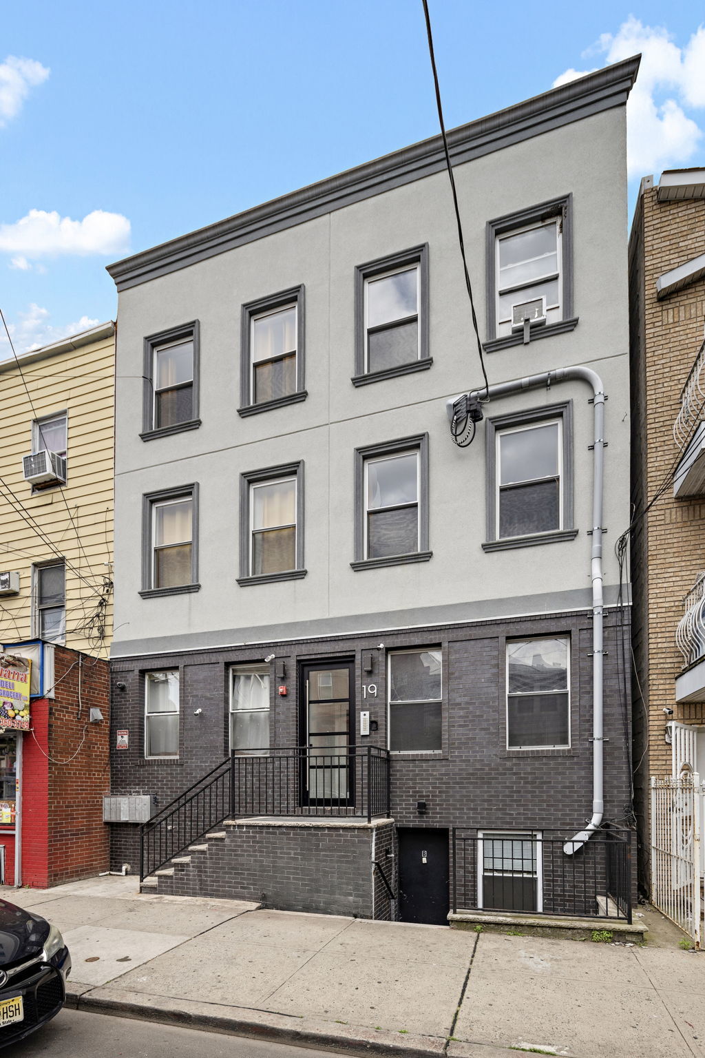 19 Jewett Ave, Jersey City, NJ à vendre Photo principale– Image 1 sur 29