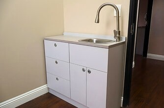 303 W Katella Ave, Orange, CA à louer Photo intérieure– Image 2 sur 3