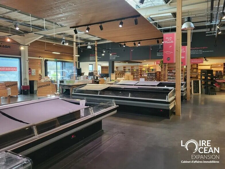 Local commercial dans Pornic à louer - Photo de l’immeuble – Image 3 sur 7