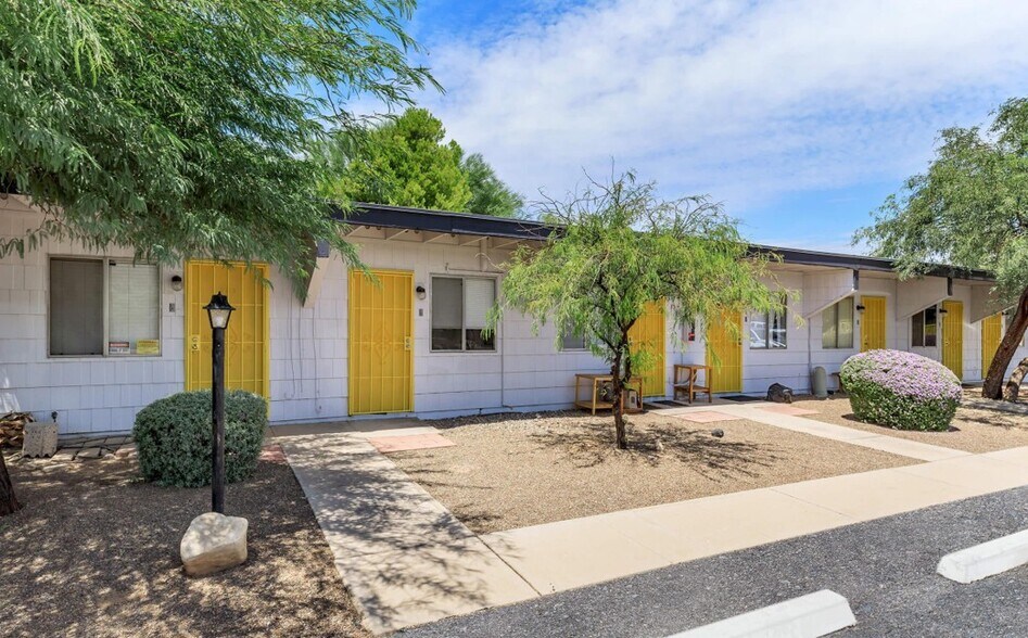4444 E Fairmount St, Tucson, AZ à vendre - Photo de l’immeuble – Image 1 sur 28