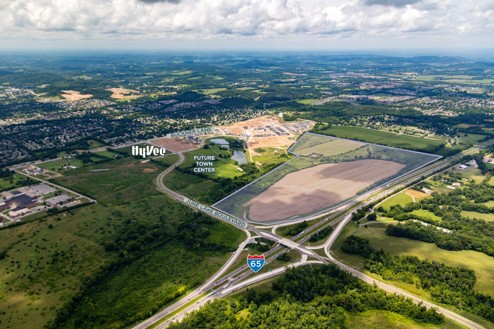 June Lake Boulevard, Spring Hill, TN à vendre Photo principale– Image 1 sur 4