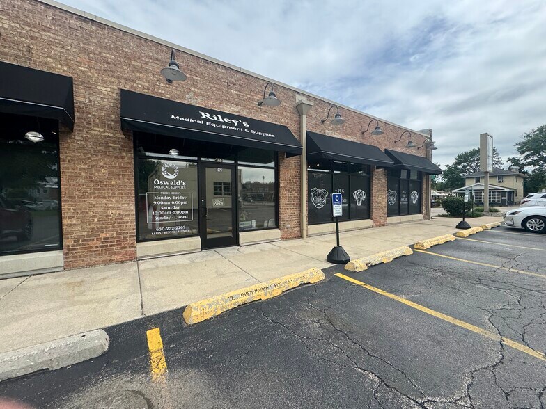 415 W State St, Geneva, IL à vendre - Photo de l’immeuble – Image 2 sur 4