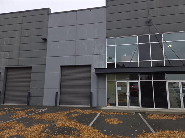 43815 Progress Way, Chilliwack, BC à vendre - Photo de l’immeuble – Image 3 sur 16