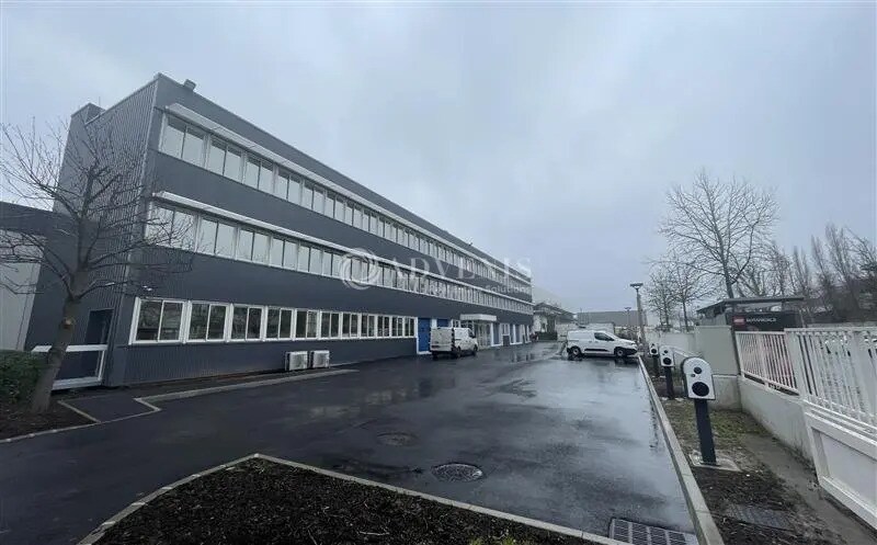 Industriel/Logistique dans Le Blanc-Mesnil à louer - Photo de l’immeuble – Image 3 sur 12