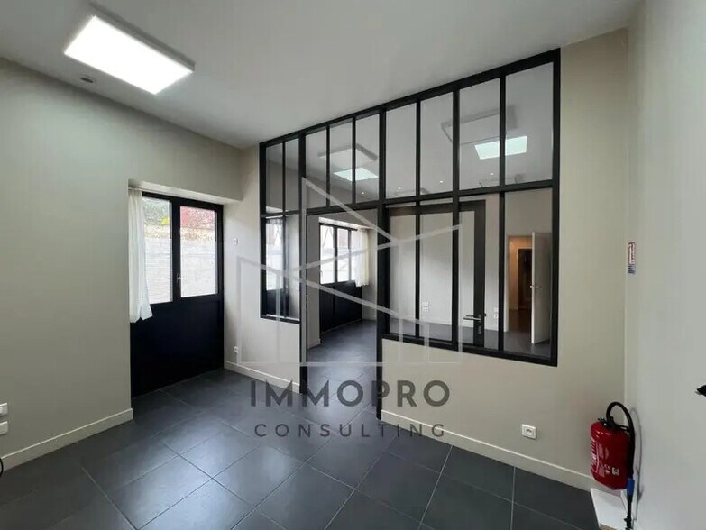 Bureau dans Rouen à vendre - Photo de l’immeuble – Image 3 sur 8