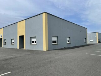 Plus de détails pour Local d'activités à louer