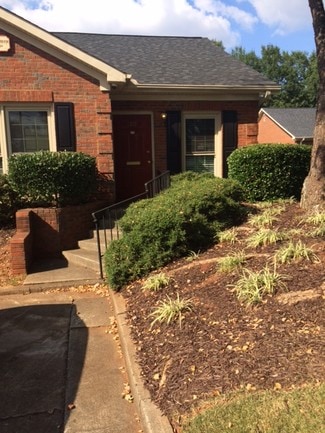 Plus de détails pour 540 SE Powder Springs St, Marietta, GA - Bureau à vendre