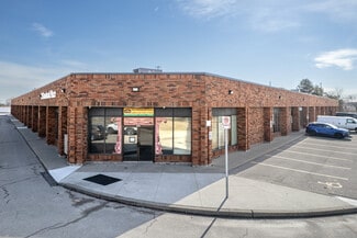 Plus de détails pour 22 Goodmark Pl, Toronto, ON - Local d’activités à vendre