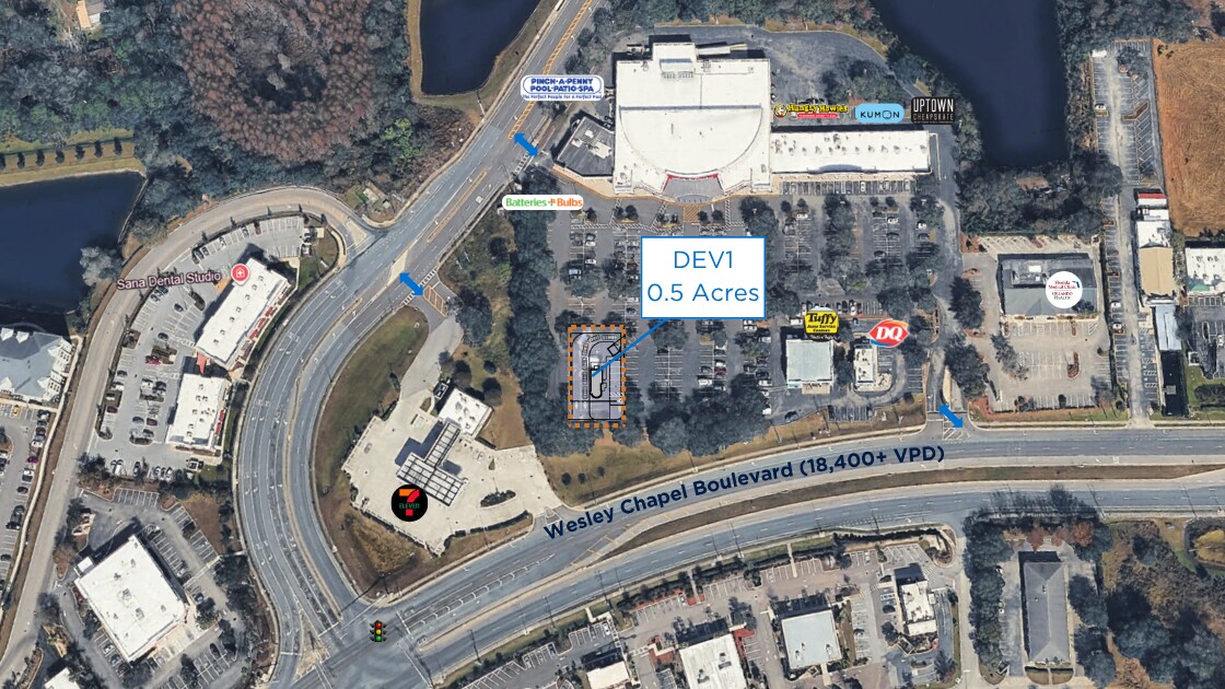 27221 Wesley Chapel Blvd, Wesley Chapel, FL à louer Photo de l’immeuble– Image 1 sur 2