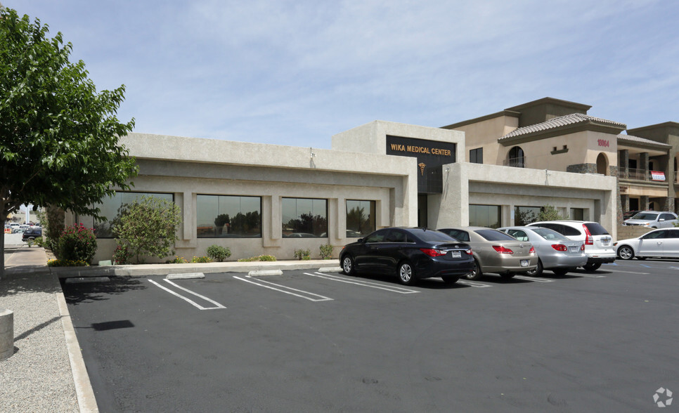 18056 Wika Rd, Apple Valley, CA à louer - Photo principale – Image 1 sur 36