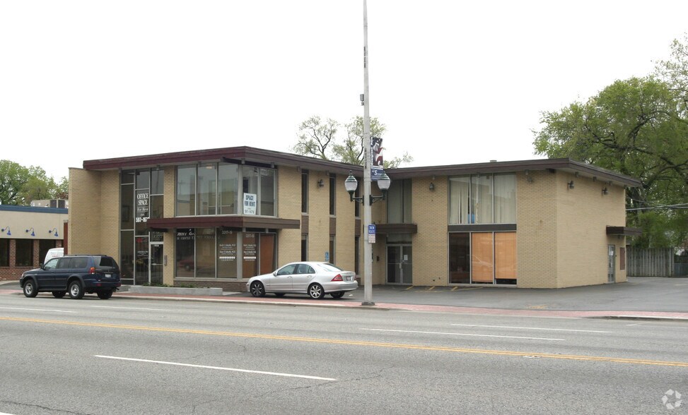 3317-3319 W 95th St, Evergreen Park, IL à louer - Photo de l’immeuble – Image 2 sur 10