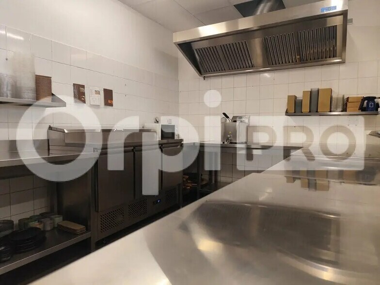 Local commercial dans Panazol à louer - Photo de l’immeuble – Image 3 sur 7