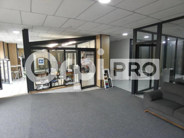 Local commercial dans Manosque à vendre - Photo intérieure – Image 1 sur 9