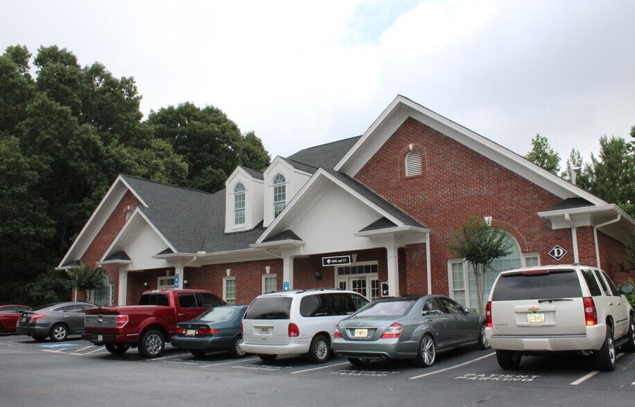 1608 B Tree Ln, Snellville, GA à louer - Photo principale – Image 1 sur 4