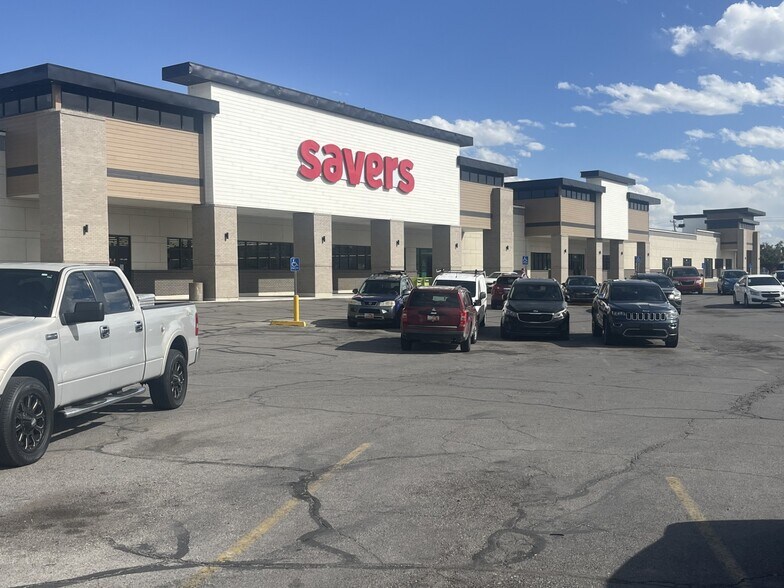 4100 S Redwood Rd, Salt Lake City, UT à louer - Photo de l’immeuble – Image 2 sur 8