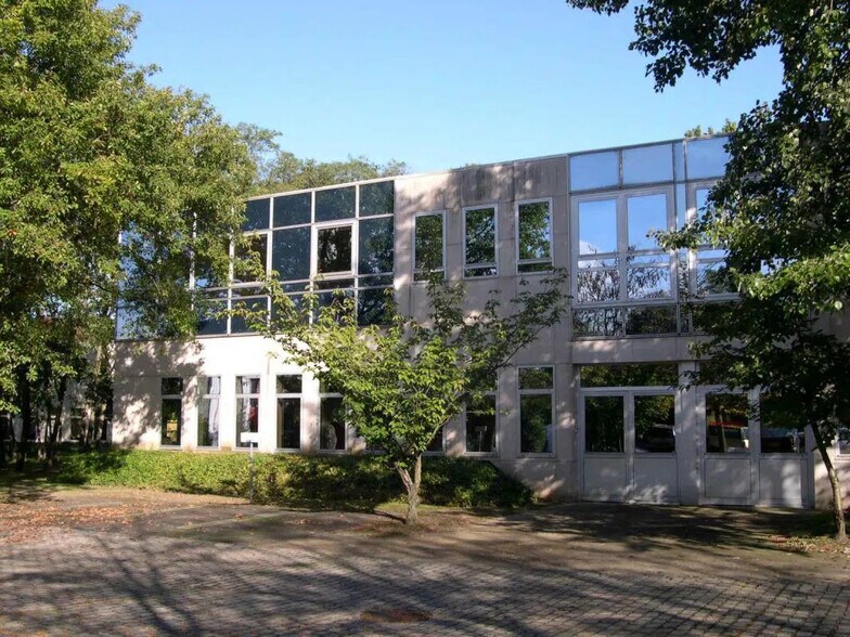 5 Rue Rosa Luxemburg, Éragny à louer - Photo de l’immeuble – Image 3 sur 19