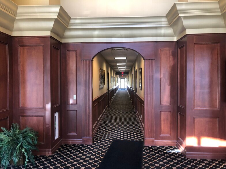 8610 Transit Rd, East Amherst, NY à louer - Photo de l’immeuble – Image 1 sur 14