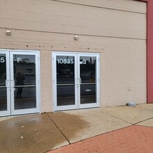 10835 Saint Charles Rock Rd, Saint Ann, MO à louer Autre– Image 2 sur 9