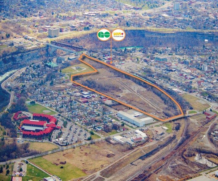 4620 Buttrey St, Niagara Falls, ON à vendre - Photo de l’immeuble – Image 2 sur 5