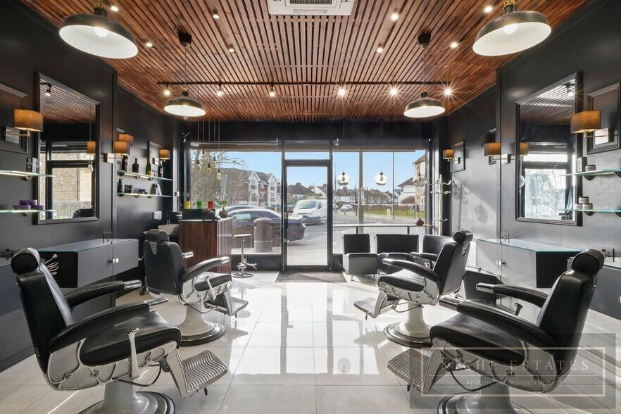 10 Bittacy Hl, Londres à louer - Photo de l’immeuble – Image 1 sur 13