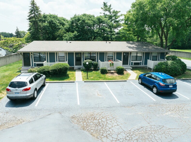 27010 Wentworth Dr, Roseville, MI à vendre - Photo de l’immeuble – Image 2 sur 13