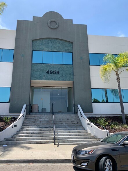 4858 Mercury St, San Diego, CA à louer - Photo de l’immeuble – Image 3 sur 3