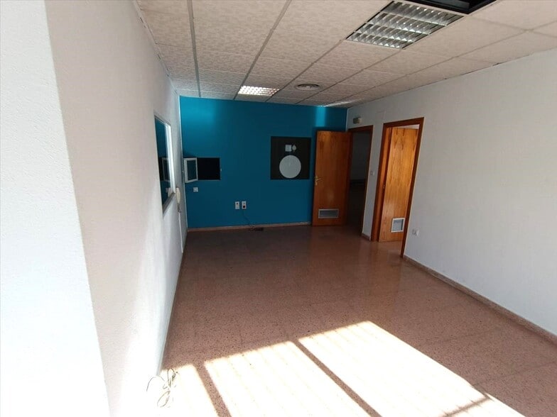 View Photo