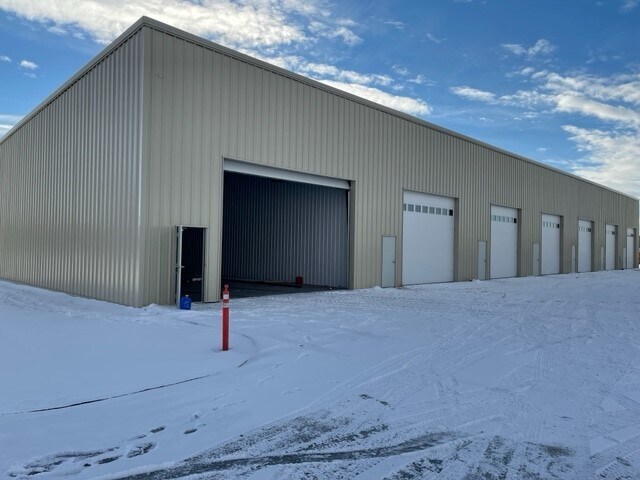 560 Charles St, Billings, MT à louer Photo principale– Image 1 sur 11