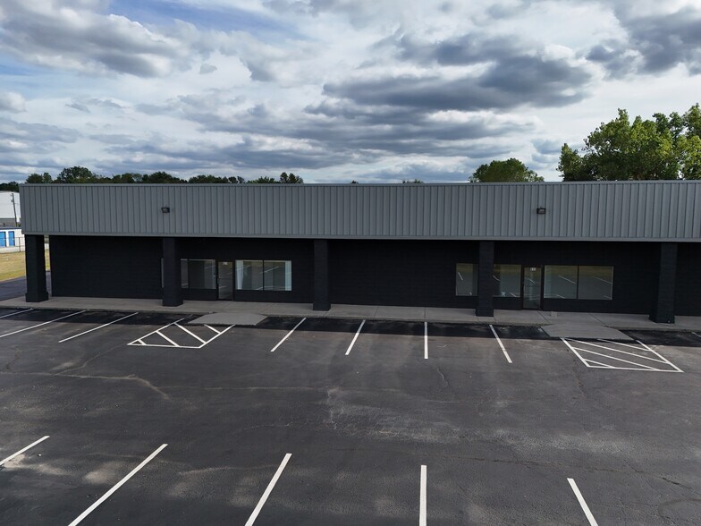 609-621 E Bigelow Ave, Findlay, OH à louer - Photo de l’immeuble – Image 1 sur 25